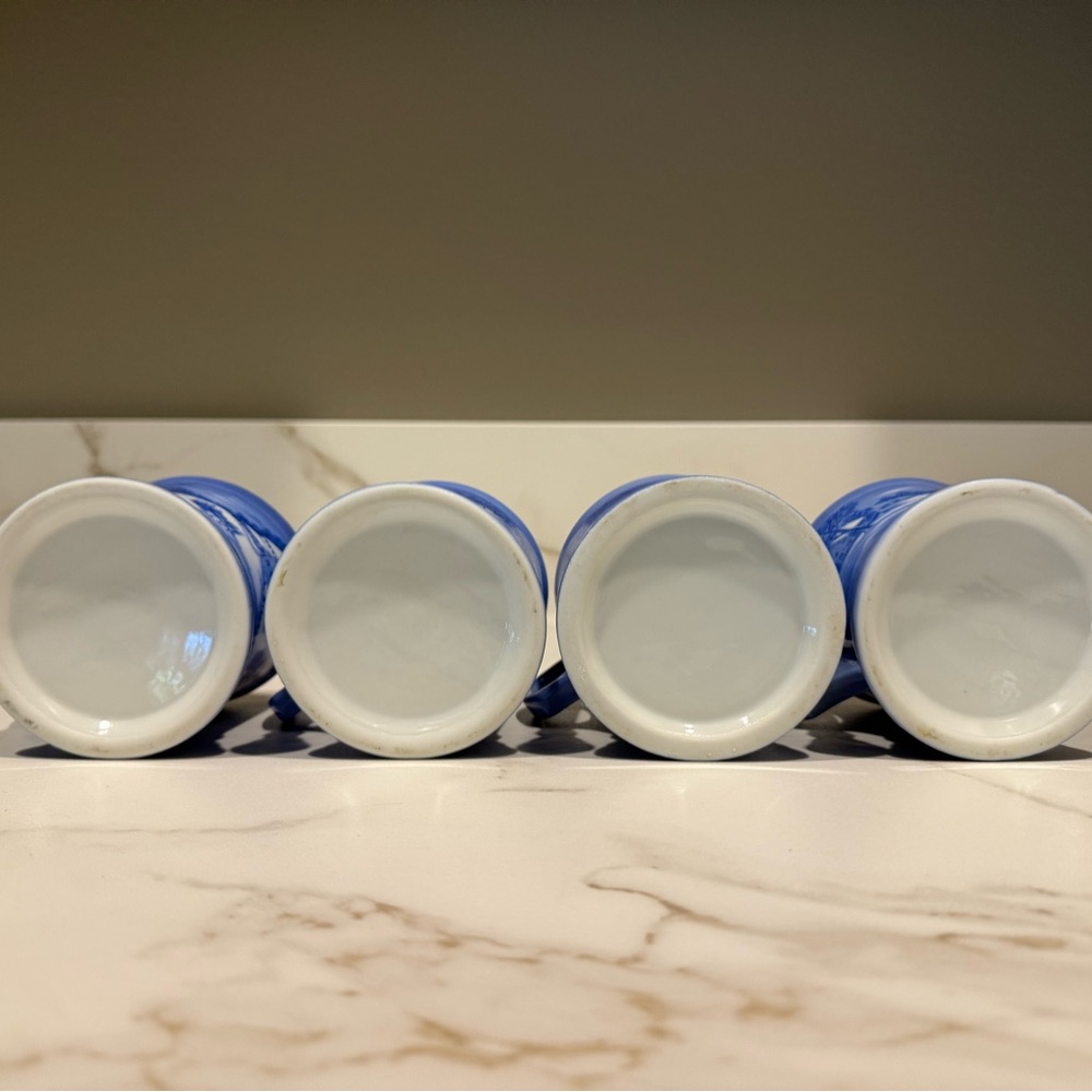 Vintage Currier & Ives Winter Theme Mugs Set (4) - Picture 7 of 7